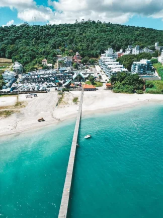 Imagem Cobertura 3 Suítes para Locação Anual em Canajurê, Vista Mar