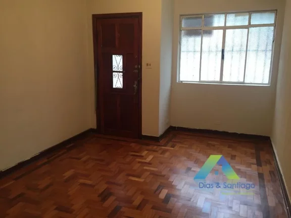 Imagem Excelente sobrado a 5 minutos da estação do metro Ana Rosa com 3 dormitórios, 3 vagas de garagem proximo a principais comércios, avenidas de São Paulo