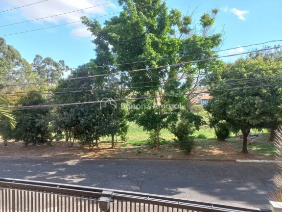 Imagem Sobrado amplo à venda no Parque das Universidades