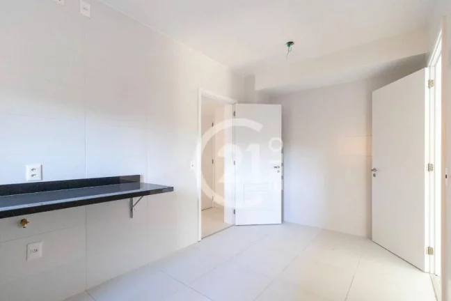 Imagem Moema, novo, 3 suítes, 153m²