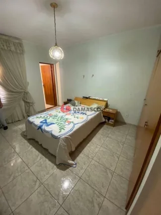 Imagem Casa à venda 1 Quarto, 1 Suite, 1 Vaga, 491M², Campestre, Santo André - SP