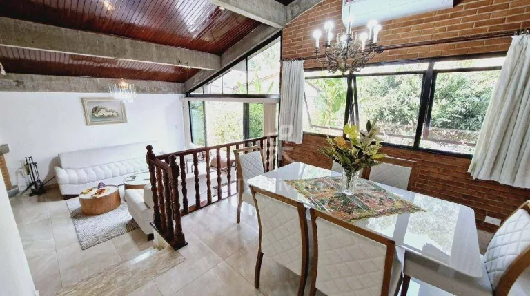 Imagem Casa em rua tranquila com fácil acesso a Rua Dr. Luiz Migliano, Guilherme Dumont Villares e Av. Francisco Morato.