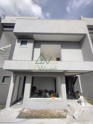 Imagem Sobrado à venda no bairro Uberaba - Curitiba/PR