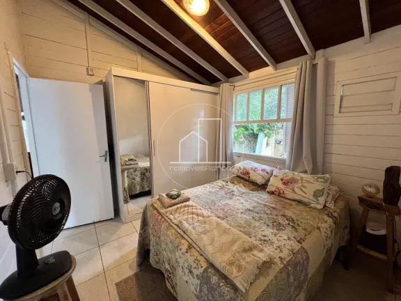 Imagem Casa para Venda em Florianópolis / SC no bairro São João do Rio Vermelho