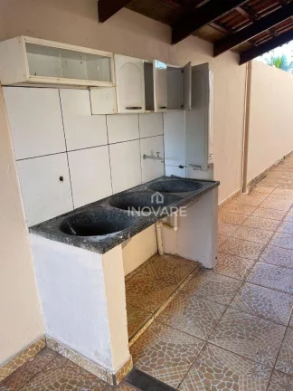 Imagem Casa com 3 dormitórios à venda, 159 m² por R$ 300.000,00 - Setor Primavera - Araporã/MG