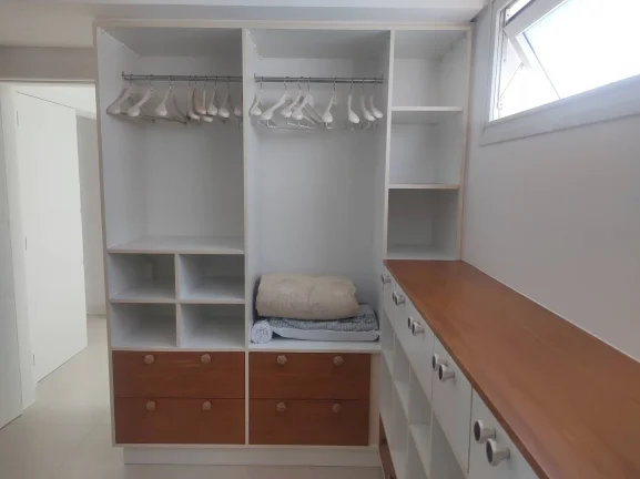 Imagem Casa 4 dormitórios em Jurerê Internacional