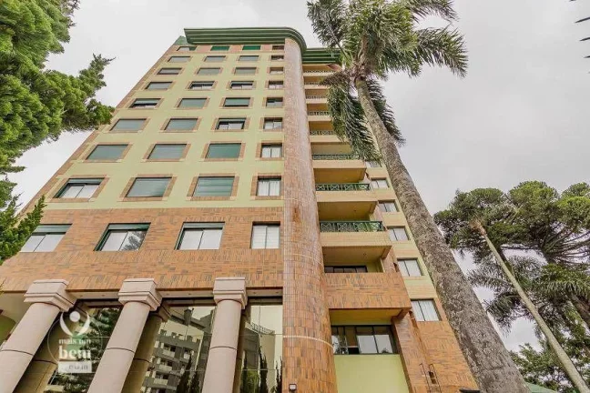 Imagem Apartamento com 149 m², 3 quartos (1 suíte com hidromassagem), 2 vagas de garagem à venda por R$ 1.090.000 - Centro - Curitiba/PR