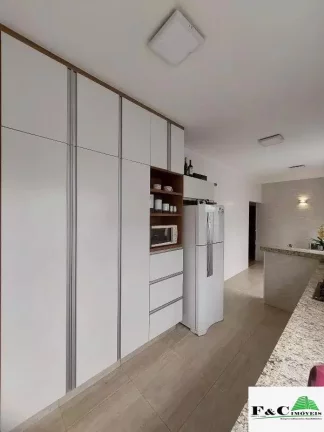 Imagem Casa para Venda em Limeira, Jardim Porto Real IV, 3 dormitórios, 1 suíte, 3 banheiros, 2 vagas