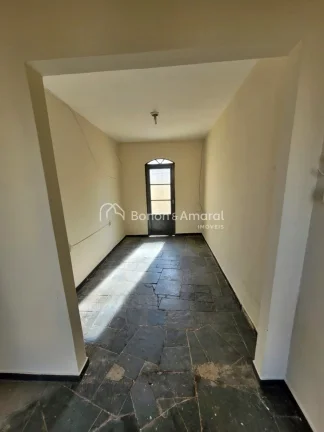 Imagem Casa térrea à venda no Jardim Conceição, Campinas, SP. 

Casa de 3 quartos, sendo 1 suíte, todo...
