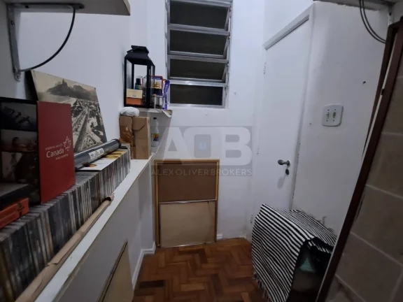 Imagem Apartamento à venda em Copacabana, 60m2, quarto, sala, dependência e 2Banh