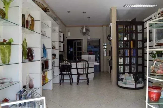Imagem Sobrado com Sala Comercial no Bairro Cordeiros - Itajaí
