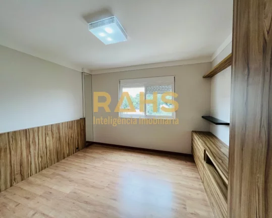 Imagem Excelente apartamento 1 suíte mais 2 quartos no Bairro América em Joinville - SC por R$890.000,00....