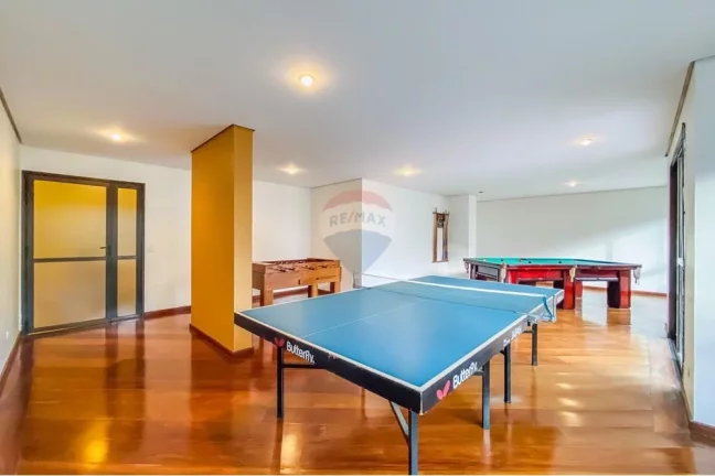 Imagem Excelente Apartamento 176m², 3 suítes, 3 salas, 3 vagas, depósito, elevador privativo e muito mais.