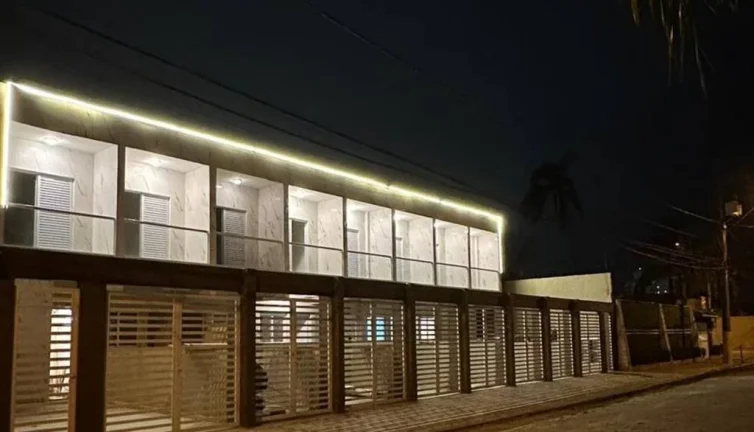 Imagem CASA COM 88 m² - MIRIM - PRAIA GRANDE SP