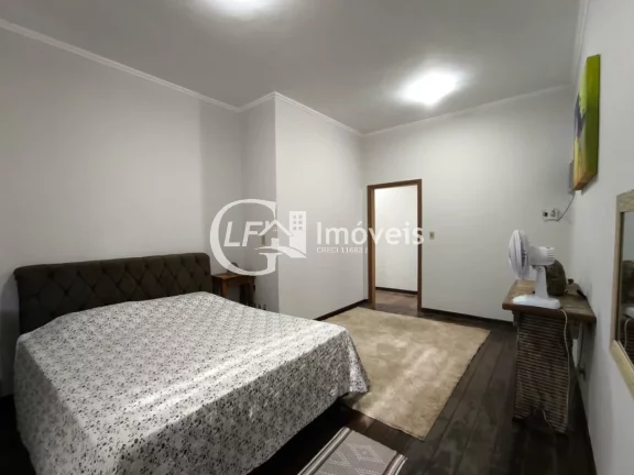 Imagem Oportunidade única: Casa comercial com 7 quartos e 6 vagas de garagem na Vila Carvalho, Campo Grande-MS!