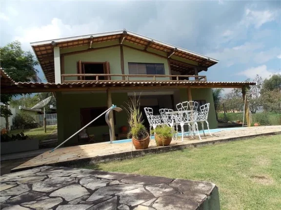 CASA RESIDENCIAL À VENDA.