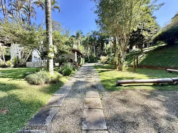 Imagem Cond. Jardim Algarve - 3 dorm /1 suíte + LOFT hóspedes. Piscina e gourmet!