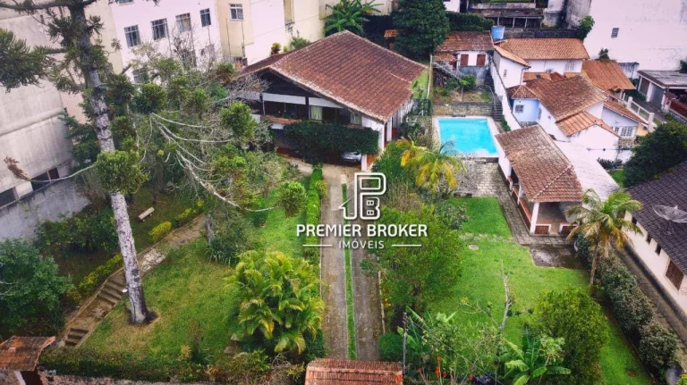 Imagem Casa à venda, 230 m² por R$ 3.500.000,00 - Alto - Teresópolis/RJ