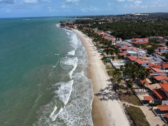 Imagem Casa com 4 Dormitórios e 2 Suítes na Praia de Muriú
