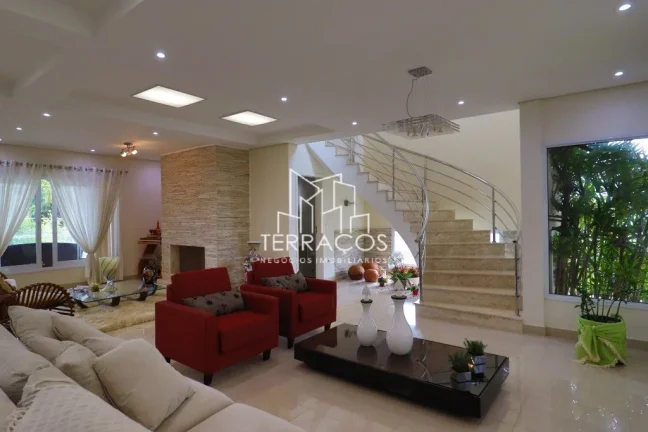 Imagem CASA À VENDA COM PISCINA, 3 SUÍTES, 650M² AC, NO CONDOMINIO INHANDJARA - ITUPEVA/SP