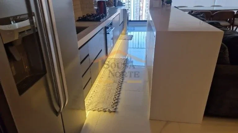 Imagem Apartamento no Tatuapé com 98 m², 2 dormitórios, sendo 2 suítes, 3 banheiros, varanda, cozinha a...