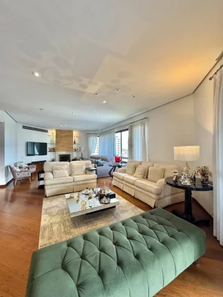 Cobertura à venda no Morumbi, São Paulo-SP: 4 quartos, 4 suítes, 3 salas, 2 banheiros, 5 vagas, 980m² de área.