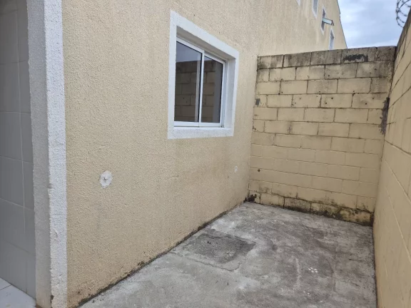 Imagem Sobrado para alugar com 2 quartos, sendo 2 suítes, no condomínio Villa Juçaras, Atibaia - SP
