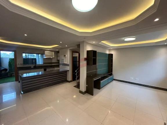 Imagem SOBRADO com 2 dormitórios à venda com 130m² por R$ 650.000,00 no bairro Planta Araçatuba - PIRAQUARA / PR