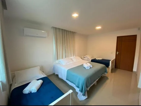 Imagem Casa para Venda em Armação dos Búzios, José Gonçalves, 2 dormitórios, 2 suítes, 3 banheiros, 7 vagas