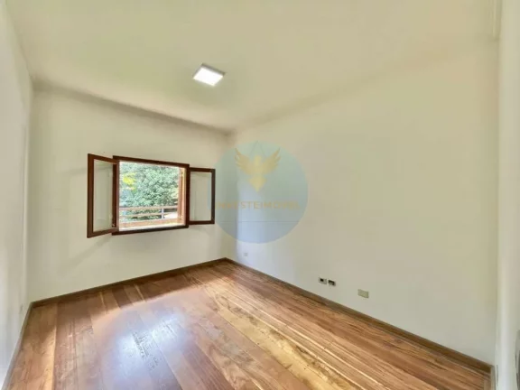 Imagem Casa em Condomínio a Venda no bairro São Fernando Residência - Barueri, SP