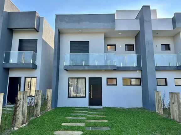 Imagem Sobrado 3 Dormitórios - Bairro Arco Iris
