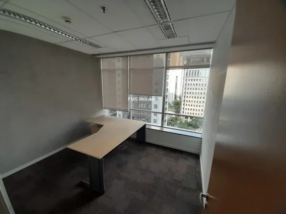 Imagem Conjunto Comercia no Brooklin com 306,35m² de área