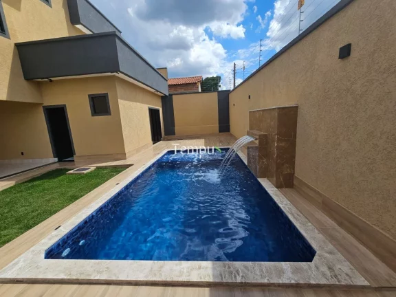 Imagem Sobrado Alto Padrão, 3 Suítes, Piscina com cascata, em Cardoso Continuação, Aparecida de Goiânia/GO