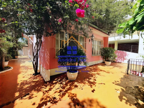Imagem Casa Duplex sala em 4 amb., 3 quartos c/ arm, copa cozinha, a. de serv., quintal, 1 Vaga, à venda, 226 M², por R$ 920.000 – Grajaú - Rio de Janeiro / RJ.