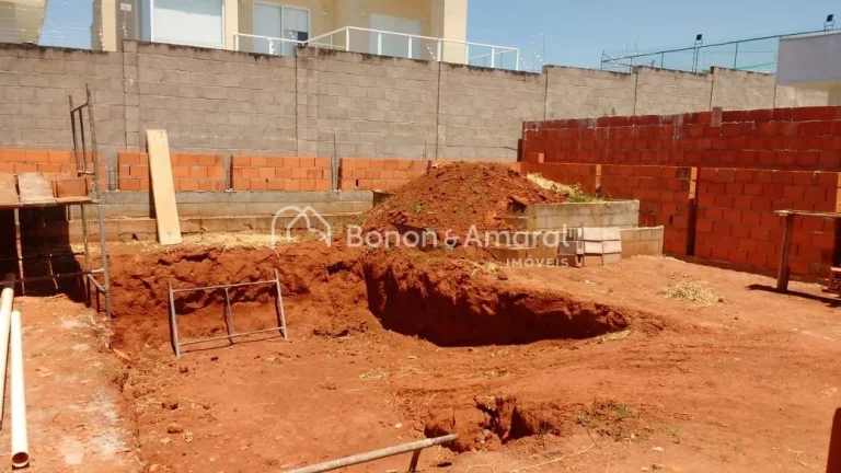 Imagem Descubra o conforto e a elegância de uma casa térrea de alto padrão, projetada para oferecer uma ...