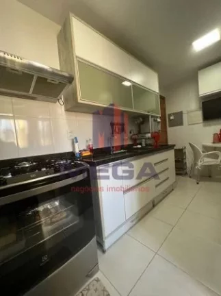 Imagem 3 quartos na quadra da Praia da Costa, excelente localização, 2 vagas de garagem e lazer completo!!
