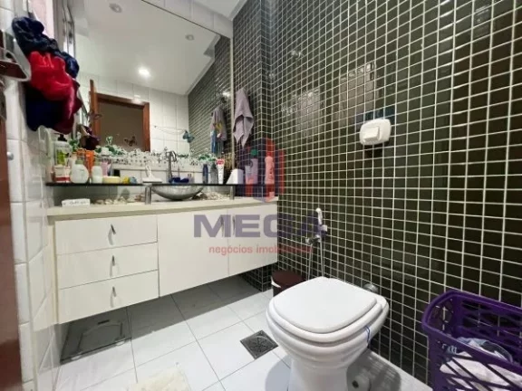Imagem Apartamento de 2 quartos espaçoso em Itapoa, a 3 quadras do mar, e perto de tudo. Garagem coberta. ...