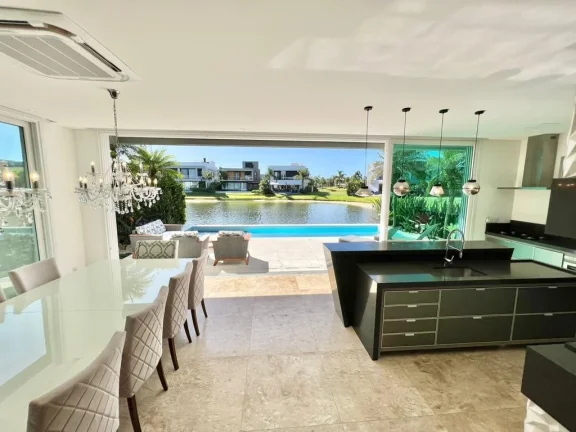 Imagem Casa em Condominio 6 Dormitórios - Bairro Zona Nova