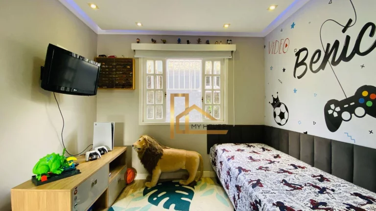 Imagem Casa em condomínio c/ 3 suítes à 1 min do Centro