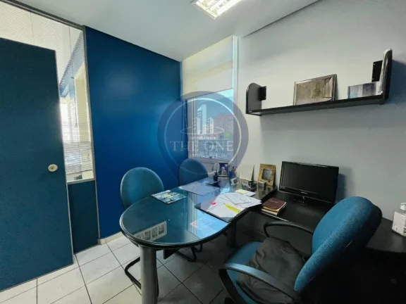 Imagem Conjunto Comercial à Venda na Vila Clementino, São Paulo-SP: 2 Banheiros, 1 Vaga e 42m² de Área!