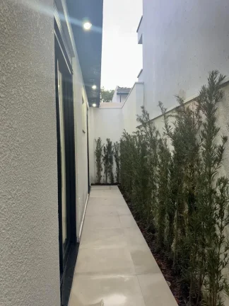 Imagem Casa em condomínio à venda em Sorocaba-SP, Jardim Novo Horizonte: 3 quartos, 1 suíte, 3 salas, 2 vagas, 135m²!