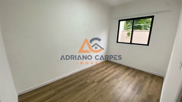 Imagem Apartamento pronto para morar no térreo com 2 dormitórios sendo 1 suíte em Gravatá- Navegantes a venda com Adriano Carpes Imóveis