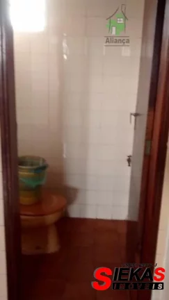 Imagem Galpão Comercial para Venda ou Locação em São Paulo-SP, na Vila Carrao: 1 Sala, 5 Banheiros, 380m² de Área