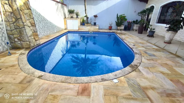 Imagem Casa Isolada à Venda em Flórida, Praia Grande - SP
