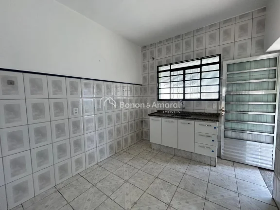 Imagem Excelente oportunidade em uma das regiões mais desejadas da cidade!
Terreno de 330 m², casa reform...