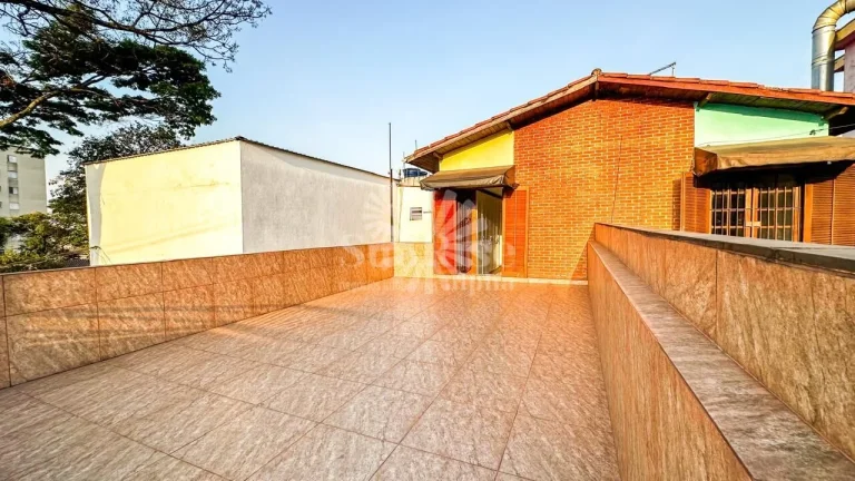 Imagem Casa à Venda - 180 m² AC - 125 m² Terreno - 3 quartos R$650.000 - R. Jacaratinga Campo Limpo