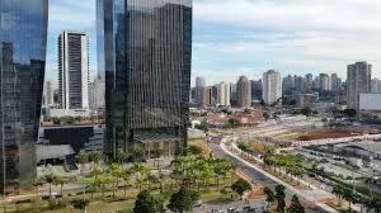 Imagem VENDAS OU LOCAÇÕES, CONJUNTOS, ANDARES, LOJAS, GALPÕES