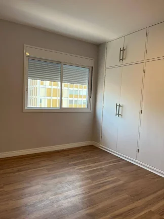 Imagem Apartamento Cerqueira César - 152M², 3 Dorms, 1 Suíte, 1 Vaga.