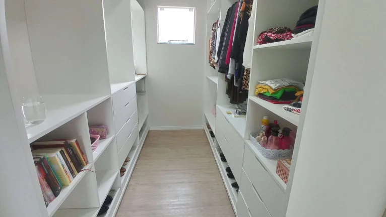 Imagem Casa à Venda, 4 Quartos(1 Suite), 2 Vagas, 355m2, Ratones, Florianópolis /SC