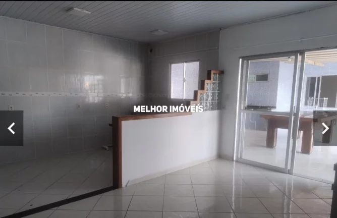 Imagem Casa á venda com 2 pavimentos residencial e comercial no São Judas Tadeu em Balneário Camboriú.